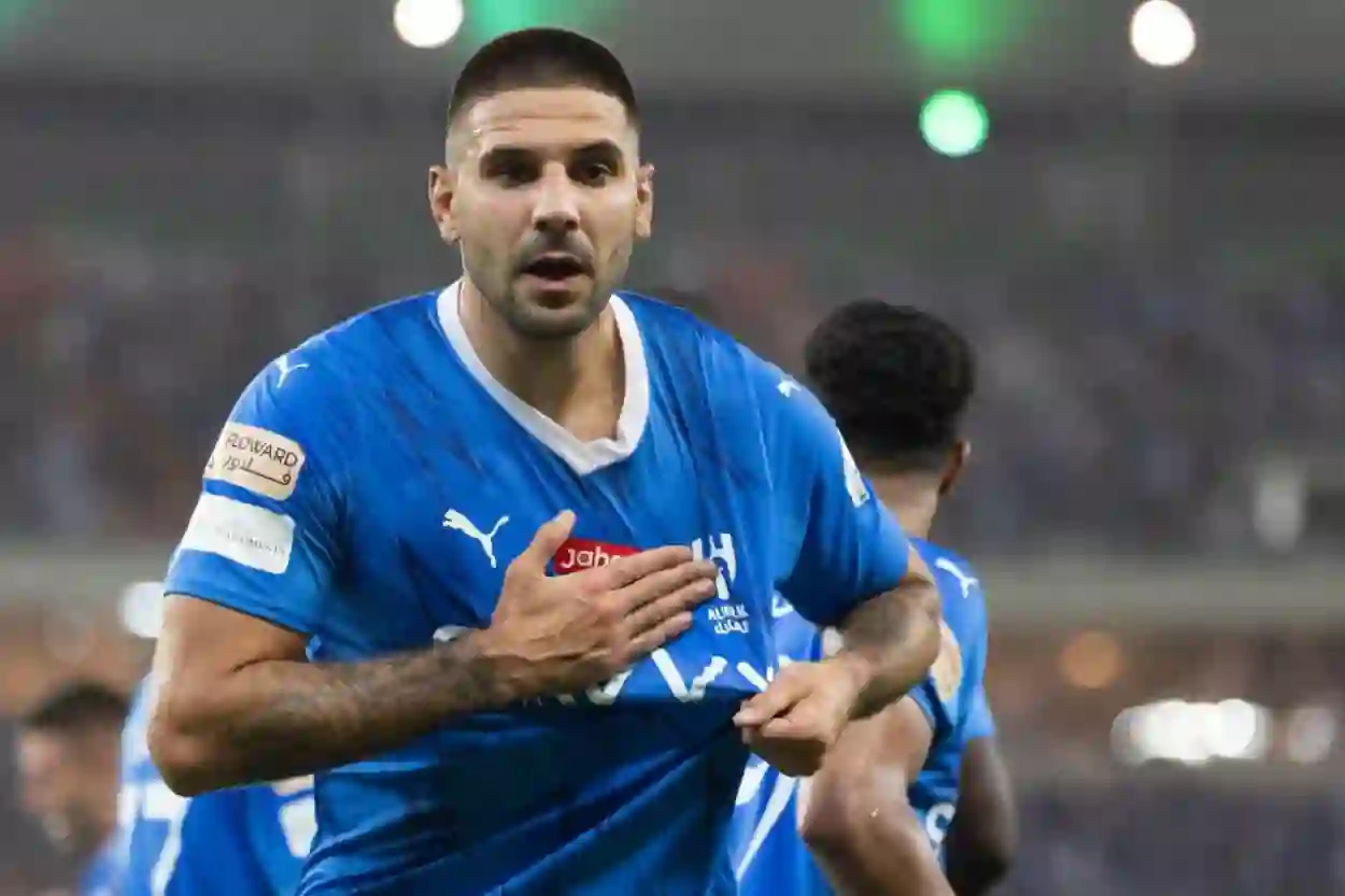 كم المبالغ المالية التي تلقاها ميتروفيتش من الهلال طوال فترة تعاقده